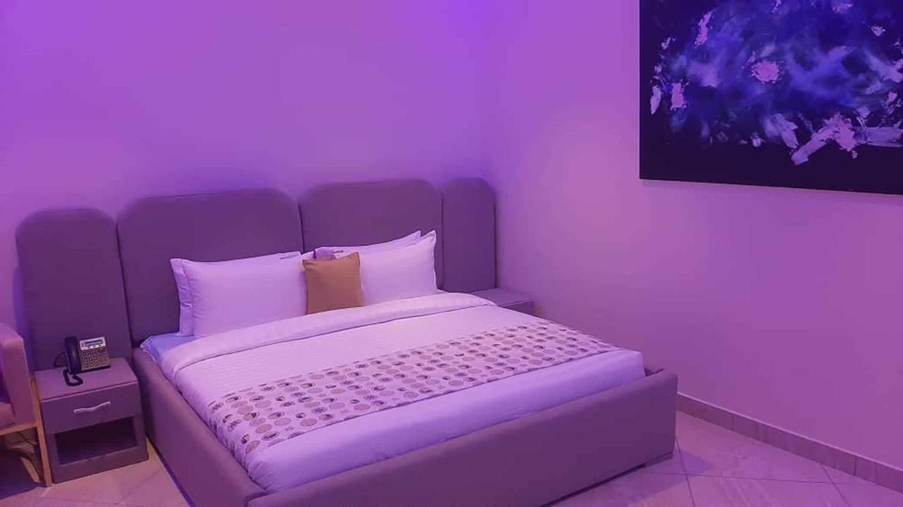 The Platinum Bay Hotel Birekuso Extérieur photo