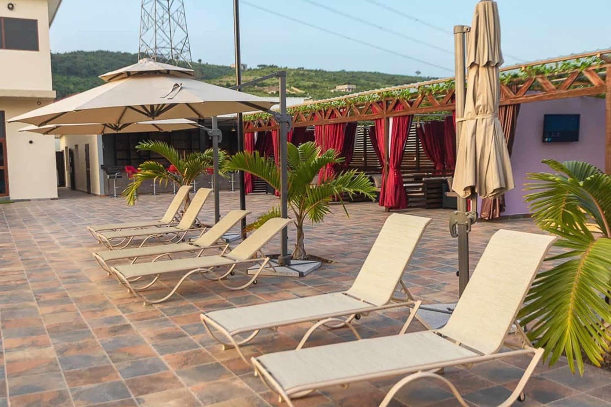 The Platinum Bay Hotel Birekuso Extérieur photo