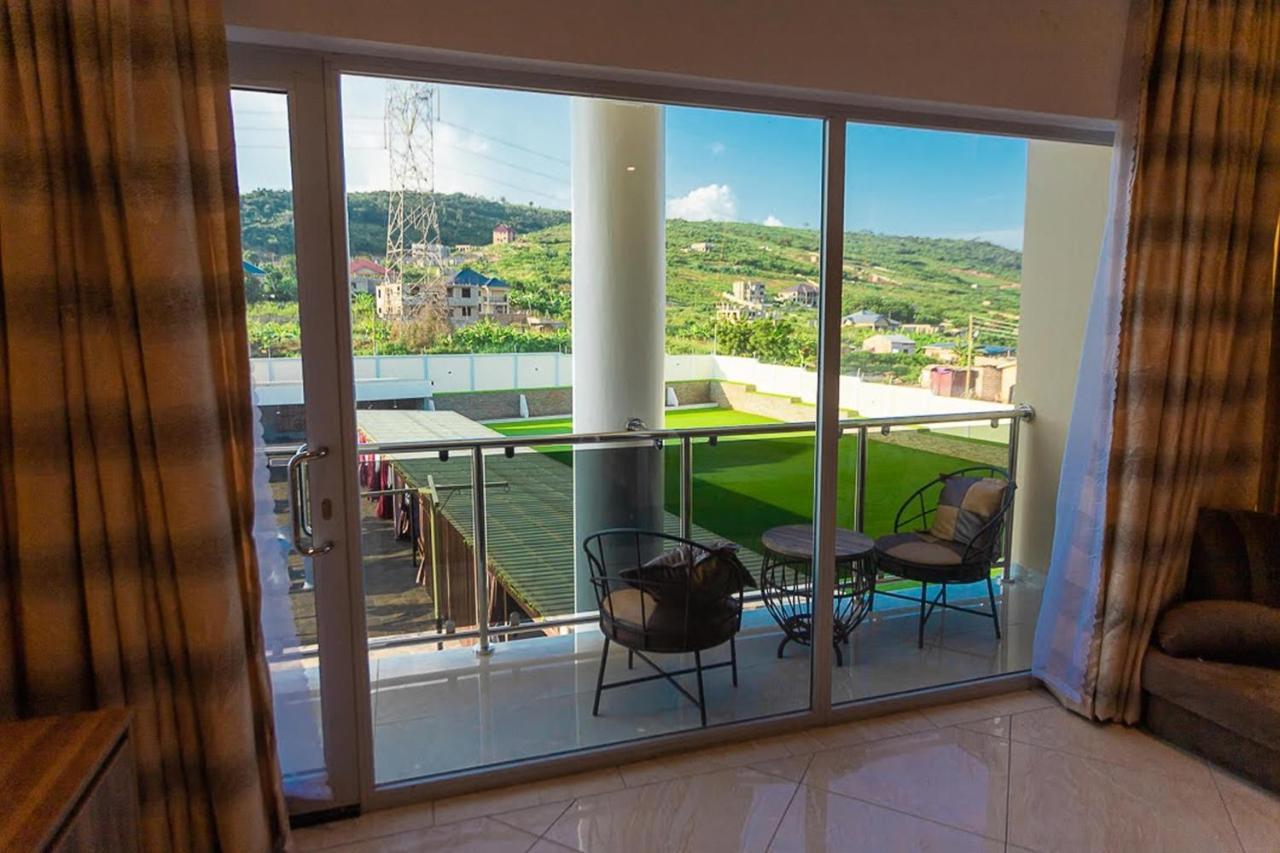 The Platinum Bay Hotel Birekuso Extérieur photo