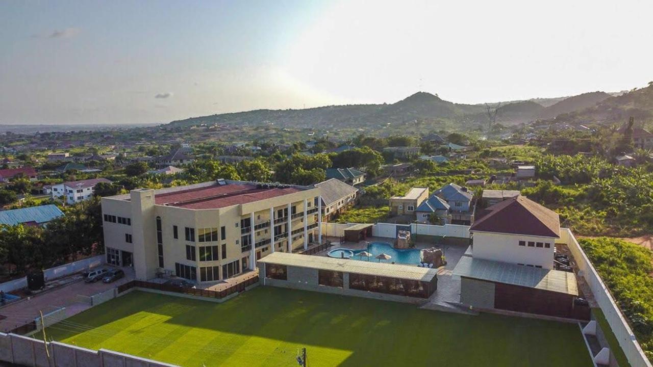 The Platinum Bay Hotel Birekuso Extérieur photo